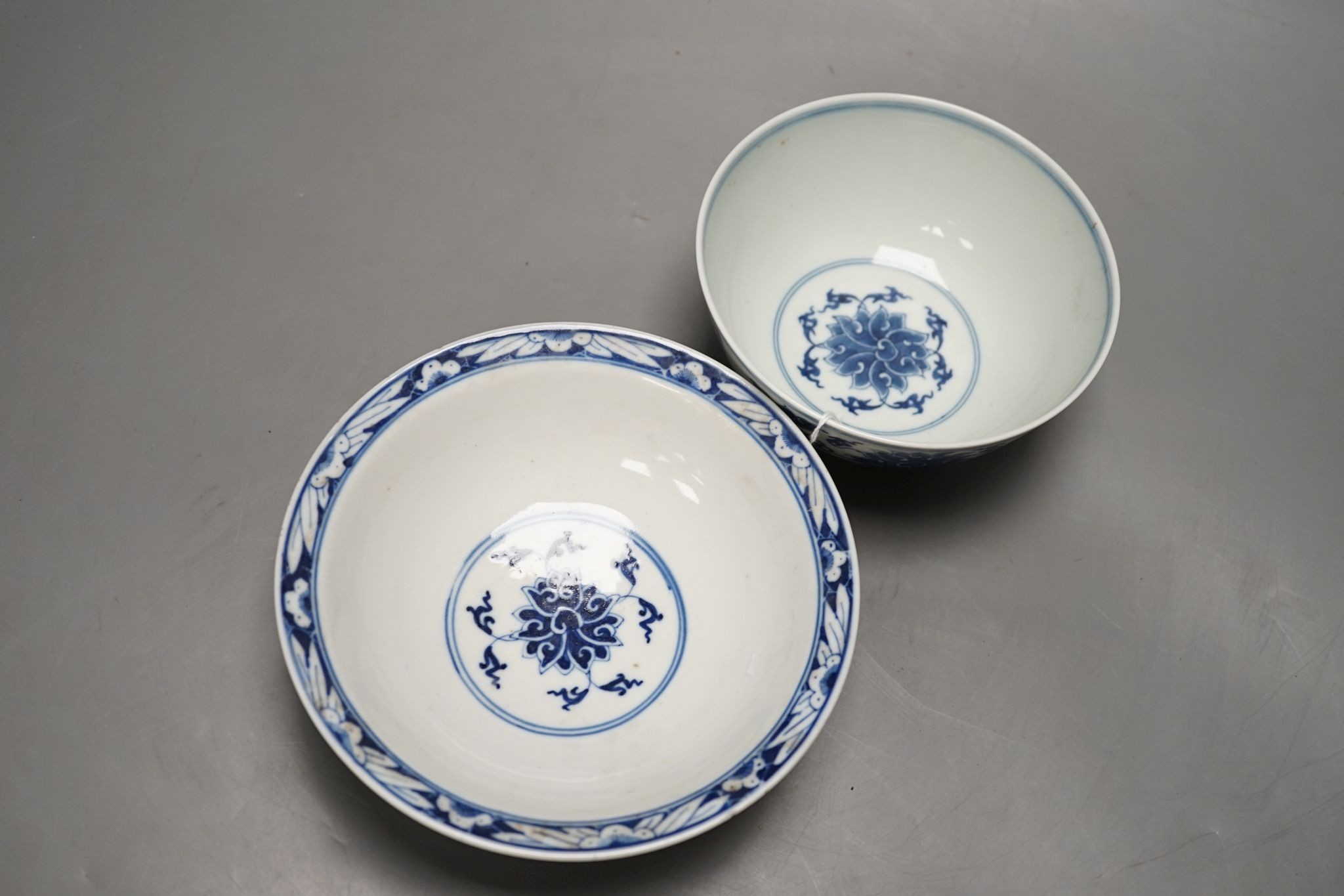 Two Chinese porcelain bowls, painted in underglaze blue, largest 17cm